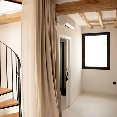 Poolhouse In The Historic Center *